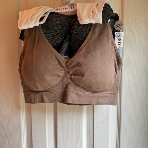 NWT SET OF THREE FITWELL WIRELESS COMFORT BRAS - Picture 3 of 7